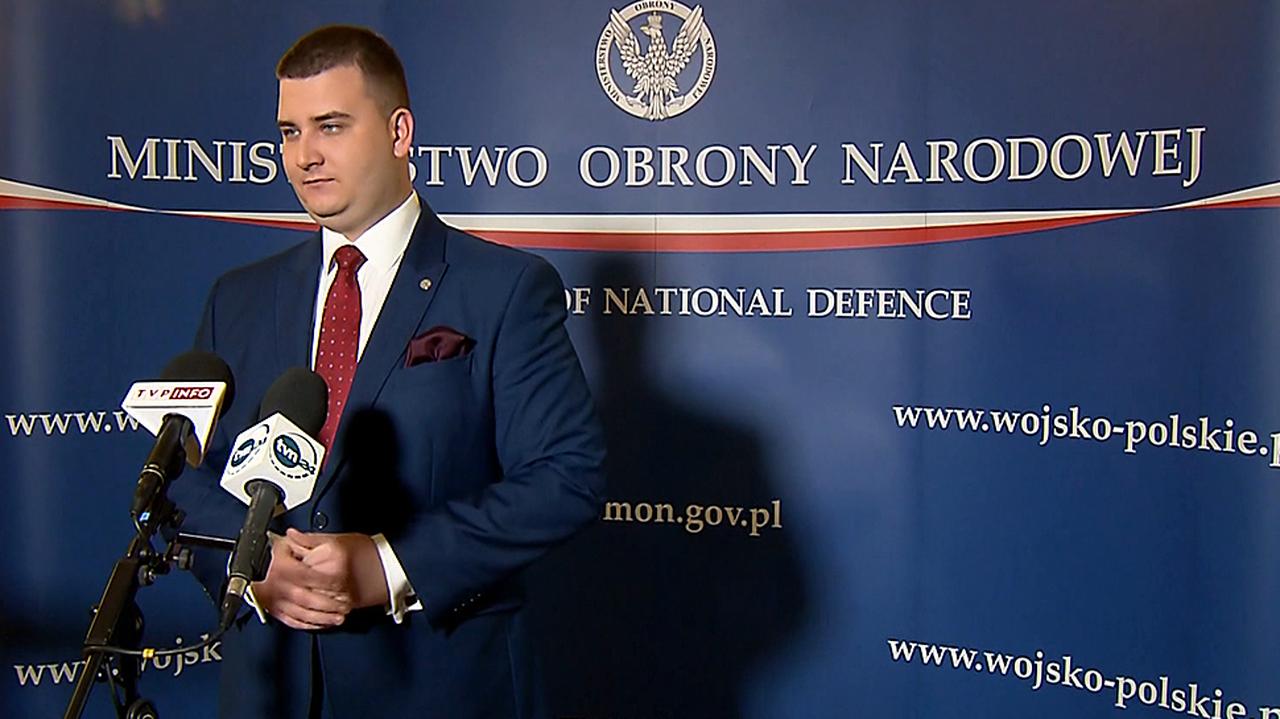 Nocne wejście Misiewicza do CEK NATO. Śledztwo jednak ruszyło