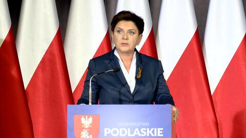 Beata Szydło podczas wystąpienia w Łomży