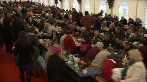 Ponad 1500 osób wzięło udział w wielkanocnym śniadaniu dla samotnych