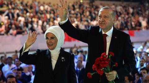 Na kryzys w Turcji nakłada się "nieprzewidywalny konflikt dwóch autorytarnych osobowości"