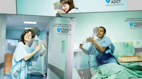 Francja zachwycona kampanią promującą transplantologię