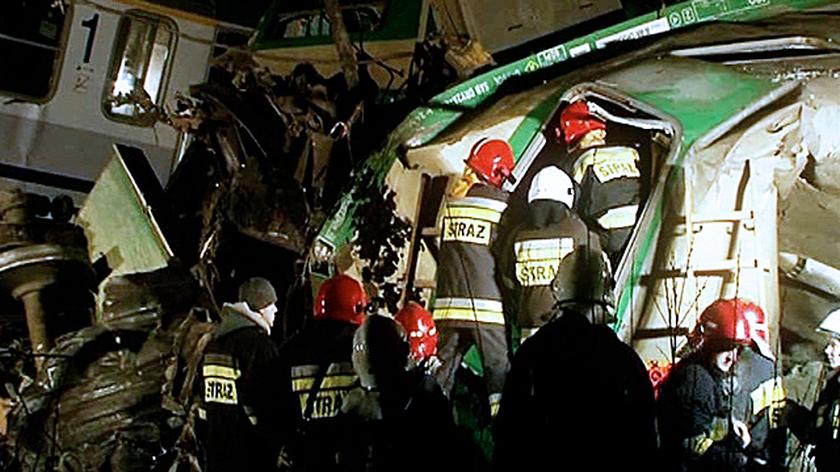 W zderzeniu pociągów zginęło 16 osób. Jest akt oskarżenia dla dyżurnych ruchu