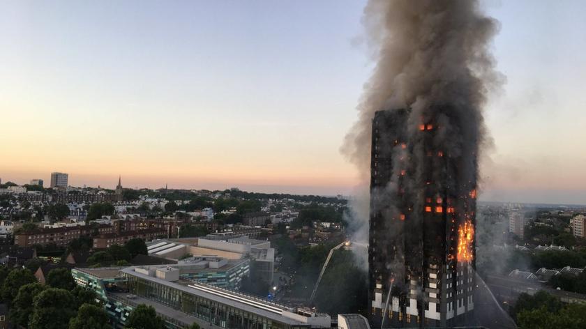 Pożar w wieżowcu Grenfell Tower wybuchł w środku nocy