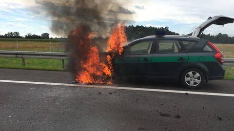 Na autostradzie A2 pod Koninem spłonął samochód Straży Granicznej