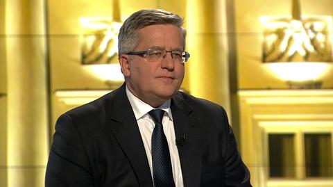 Komorowski o Macierewiczu. "Czy warto narażać polski system obrony?"