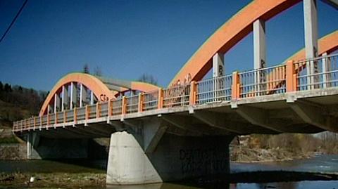 Podstęp czy niekompetencja? Awantura o most w Białym Dunajcu