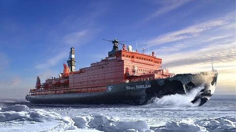 Rosyjskie atomowe lodołamacze w Arktyce