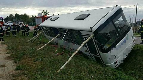 Policja wyjaśnia przyczyny wypadku gimbusa