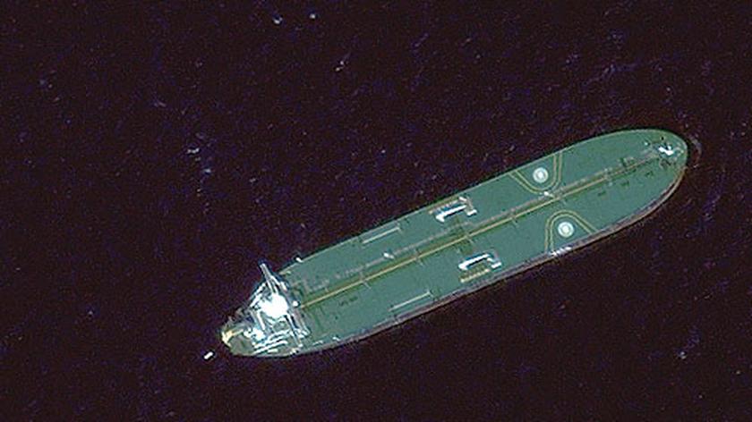 Satelitarne zdjęcia porwanego tankowca "Sirius Star"