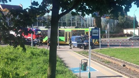 Poznań: Radiowóz zderzył się z tramwajem. Ranne trzy osoby