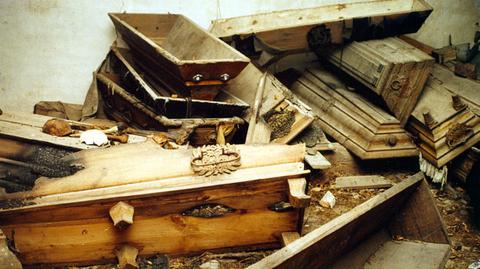 Rozkradany kościół w Jędrzychowie popada w ruinę