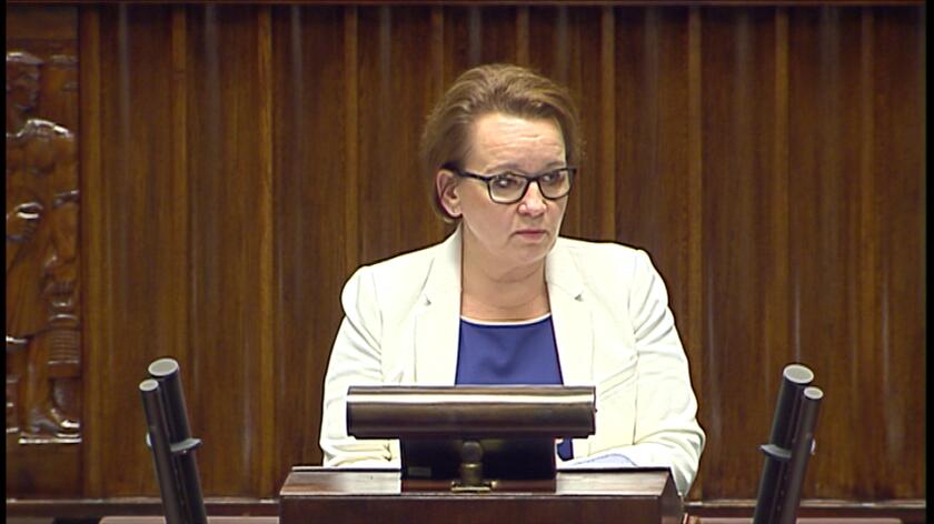 Dyskuja o reformie edukacji w Sejmie. Do zadawania pytań Annie Zalewskiej zgłosiło się 65 posłów