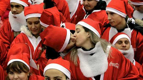 Całuśni, rumuńscy święci Mikołaje