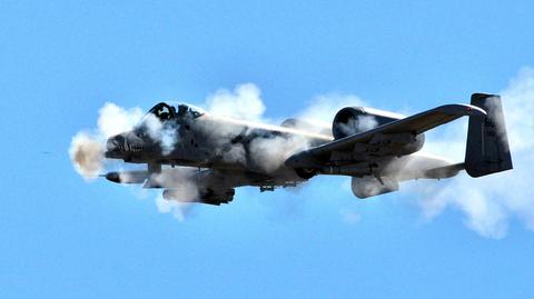Skutki ataku samolotu szturmowego A-10