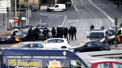 Hiszpański biznesmen wjechał samochodem pełnym butli gazowych w siedzibę rządzącej hiszpańskiej Partii Ludowej w Madrycie. Mężczyzna został aresztowany.