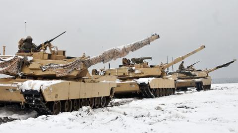 Wyładunek amerykańskich czołgów M1 Abrams w Polsce