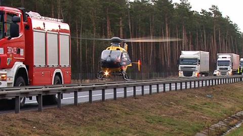 Czołowe zderzenie na krajowej "trójce". Helikopter w akcji