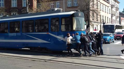 Do zdarzenia doszło przy ulicy Zwierzynieckiej w Krakowie