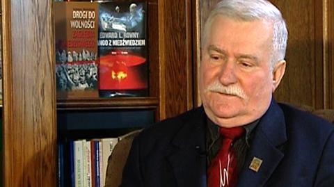 Lech  Wałęsa swoje stanowisko w sprawie Chin uzaleznia od rozmowy z Dalej Lamą