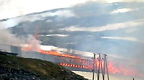 Płonący pociąg w Norwegii (zdjęcia amatorskie)