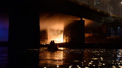 Tak wyglądało gaszenie pożaru Mostu Łazienkowskiego 