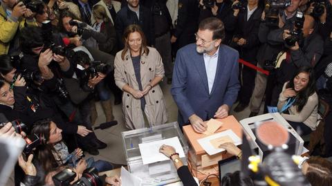 Rajoy "nie ma po co ryzykować składając obietnice"