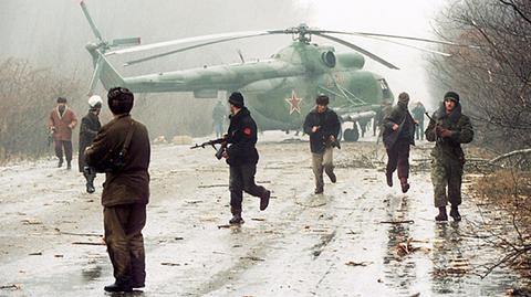 Rosjanie twierdzą, że Jaceniuk walczył w Czeczenii