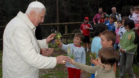 Benedykt XVI na wakacjach w Dolomitach
