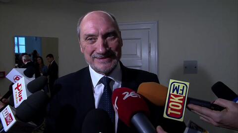 Macierewicz: nie było bezprawnych działań przy zmianie kadr w Centrum Eksperckim NATO