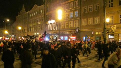 Nacjonaliści na wrocławskim Rynku zaczęli "Marsz Patriotów"