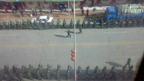 Chiny mobilizują wojska