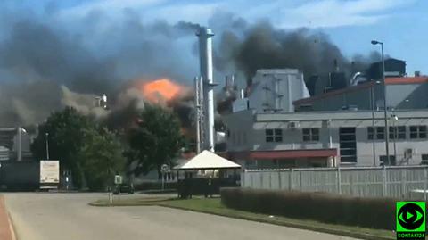 Do pożaru doszło w fabryce w Mielcu (wideo bez dźwięku)
