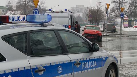 Wypadek w Tarnowie - cztery osoby trafiły do szpitala