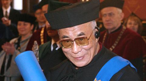 Dalajlama XIV odebrał doktorat honoris causa UJ