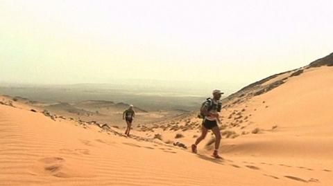 Na Saharze odbywa się maraton piasków