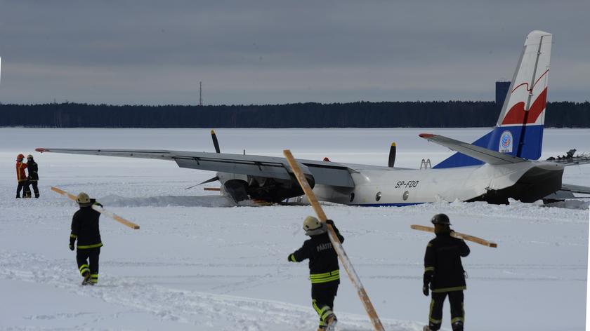 Polski samolot lądował na lodzie