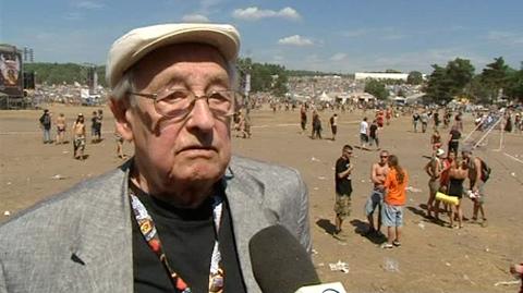 Andrzej Wajda na przystanku Woodstock