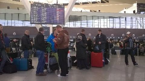 Pasażerowie na lotnisku w Gdańsku 