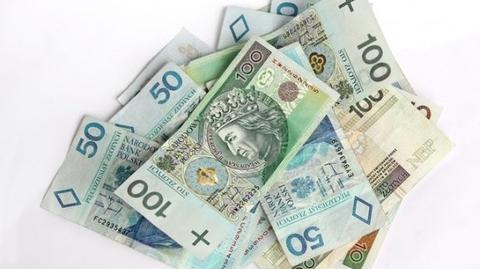 Samcik: niskie stopy przy wysokiej inflacji oznaczają niszczenie oszczędności Polaków