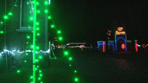 Popowo: cała wieś w świątecznej iluminacji