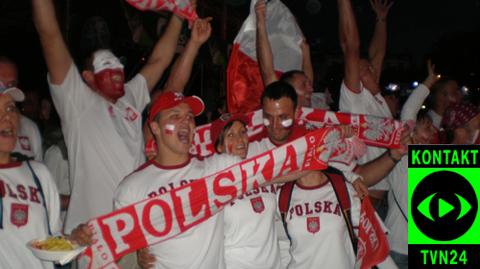 Kibice wspierający polską reprezentację (film: Dziadek z Genewy/foto: Violdar)