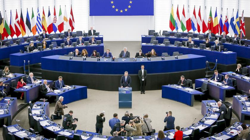 Walka o miejsca na liście przed wyborami do Parlamentu Europejskiego (materiał "Faktów" TVN z 11.03)