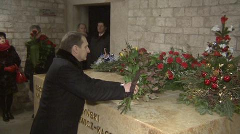 Szef Dumy złożył kwiaty przy grobie prezydenta Kaczyńskiego