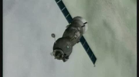 Sojuz to seria radzieckich oraz rosyjskich pojazdów kosmicznych. Program zapoczątkowano we wczesnych latach sześćdziesiątych jako część radzieckiego programu lądowania na księżycu.