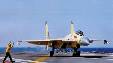 Ćwiczenia myśliwca Su-27