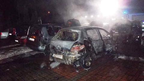 W Licheniu spłonęło 7 samochodów. Należały do księży