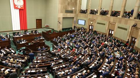 Według sondażu w Sejmie znalazłoby się pięć ugrupowań