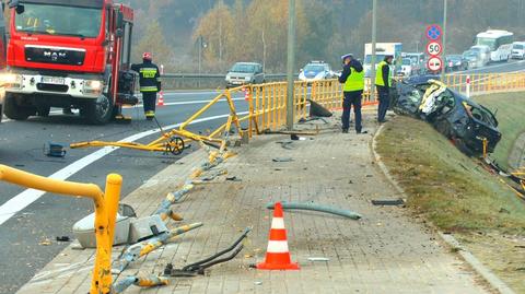 Pijany uciekał skradzioną taksówką. Dachował, nie żyje pasażer