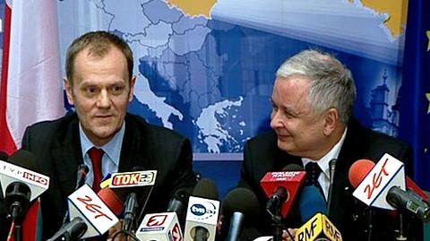 Donald Tusk i Lech Kaczński podczas konferencji zapewniali o wzajemnej sympatii