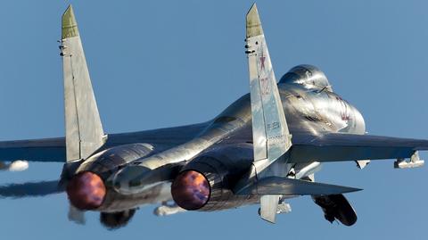 Ćwiczenia myśliwca Su-27